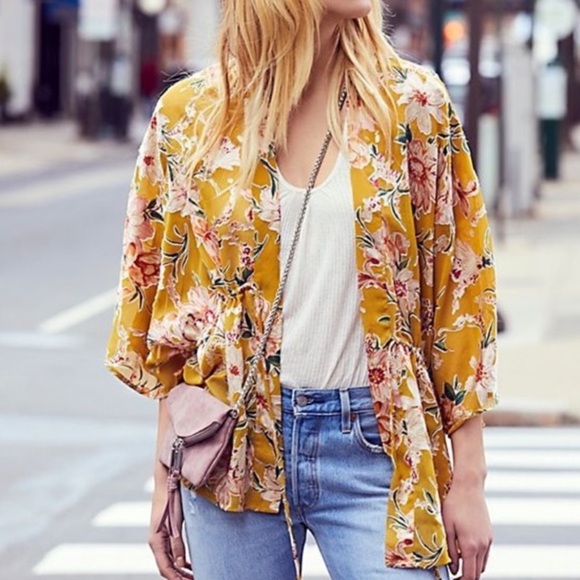 Free People Floral Yellow Kimono Top - Picture 3 of 11